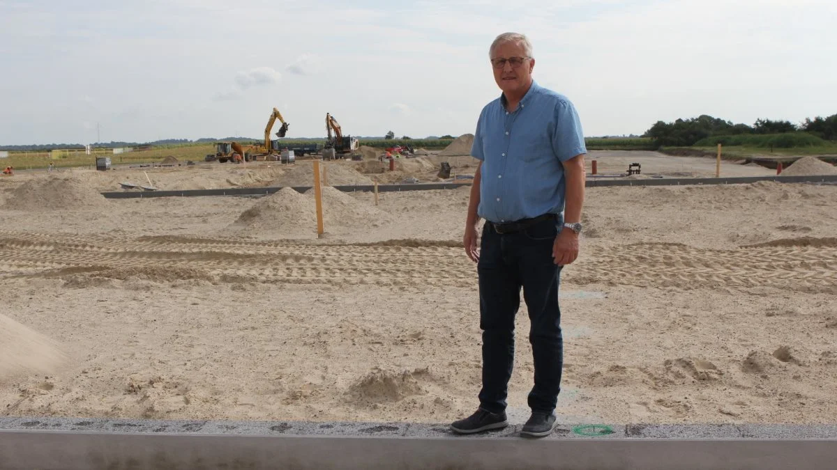 Lars Andersen regner med, at det nye slagteri er klart i juli måned 2022. Fotos: Christian Carus