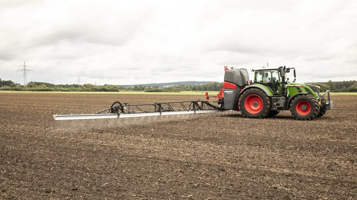 Horsch kommer nu på markedet med tre nye liftophængte sprøjter i tankstørrelsen 1.400, 1.800 og 2.200 liter. Bomstørrelserne går fra 15 til 30 meter.