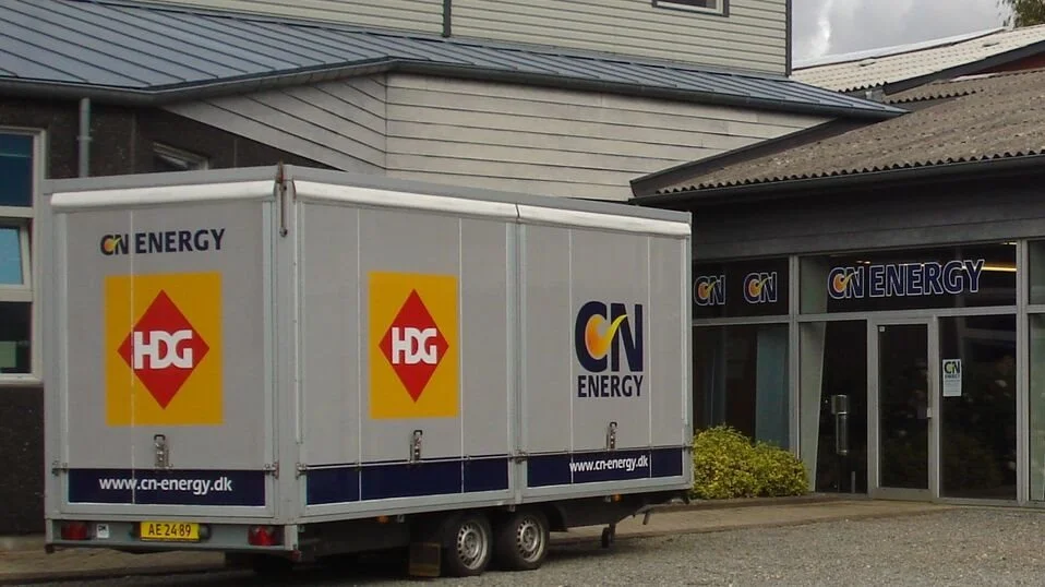 CN Maskinfabrik A/S I Tiset ved gram er foruden maskinforretning også producent af stokerfyr samt importør og forhandler af forskellige varme- og energiløsninger – blandt andet varmepumper.
