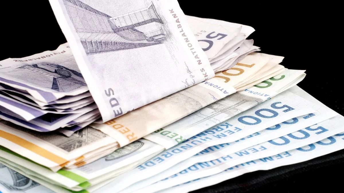 Blot 27 procent af de penge, som forbrugere bruger på at købe madvarer, ender i lommen hos en landmand, viser et nyt studie. 