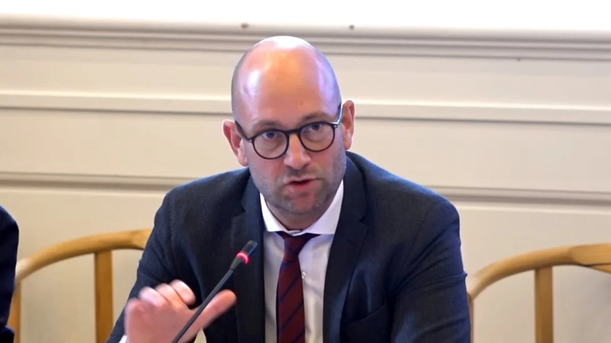 Fødevareminister Rasmus Prehn (S) var i denne uge i åbent samråd om efterafgrødefristen 20. august, som atter i år gav problemer for mange landmænd. Foto: Ft.dk