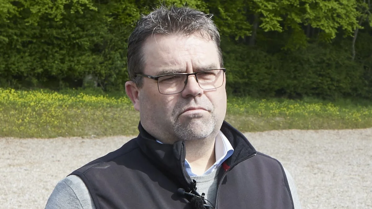 - Det værste, man kan gøre, er at dukke sig og sige, at der er ingen, der opdager, at det går baglæns. For det gør man, lyder det fra smågriseproducenten Torben Povlsen, Frørup på Fyn, i en kommentar til de katastrofalt lave smågrisemarkedspriser. Arkivfoto: Erik Hansen
