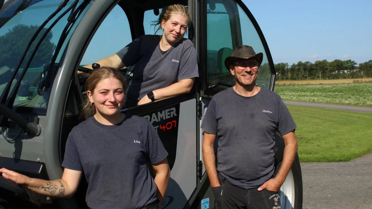 Anders Overgaard er økologiske mælkeproducent - og helt vildt glad for sin Kramer-teleskoplæsser. Foto: Semler Agro