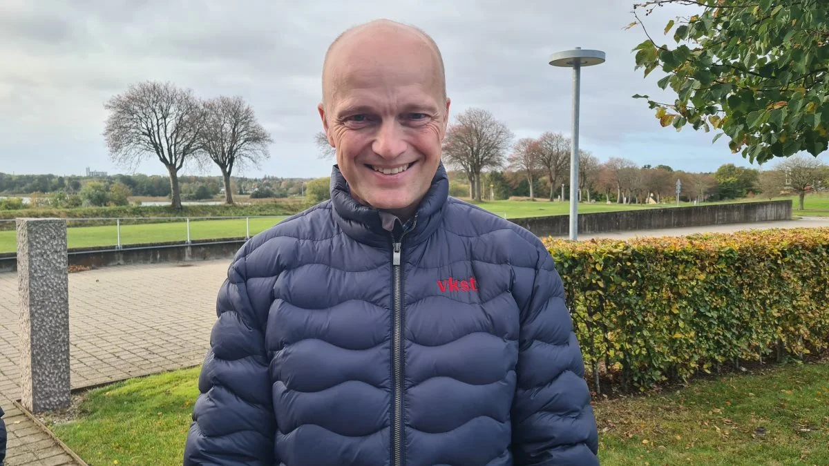 - Vi følger priserne tæt på maskiner, og det er en del af maskinkaffen, at vi ved, hvilken pris en maskine lander på, hvis man skal købe, siger Christian Rabølle.