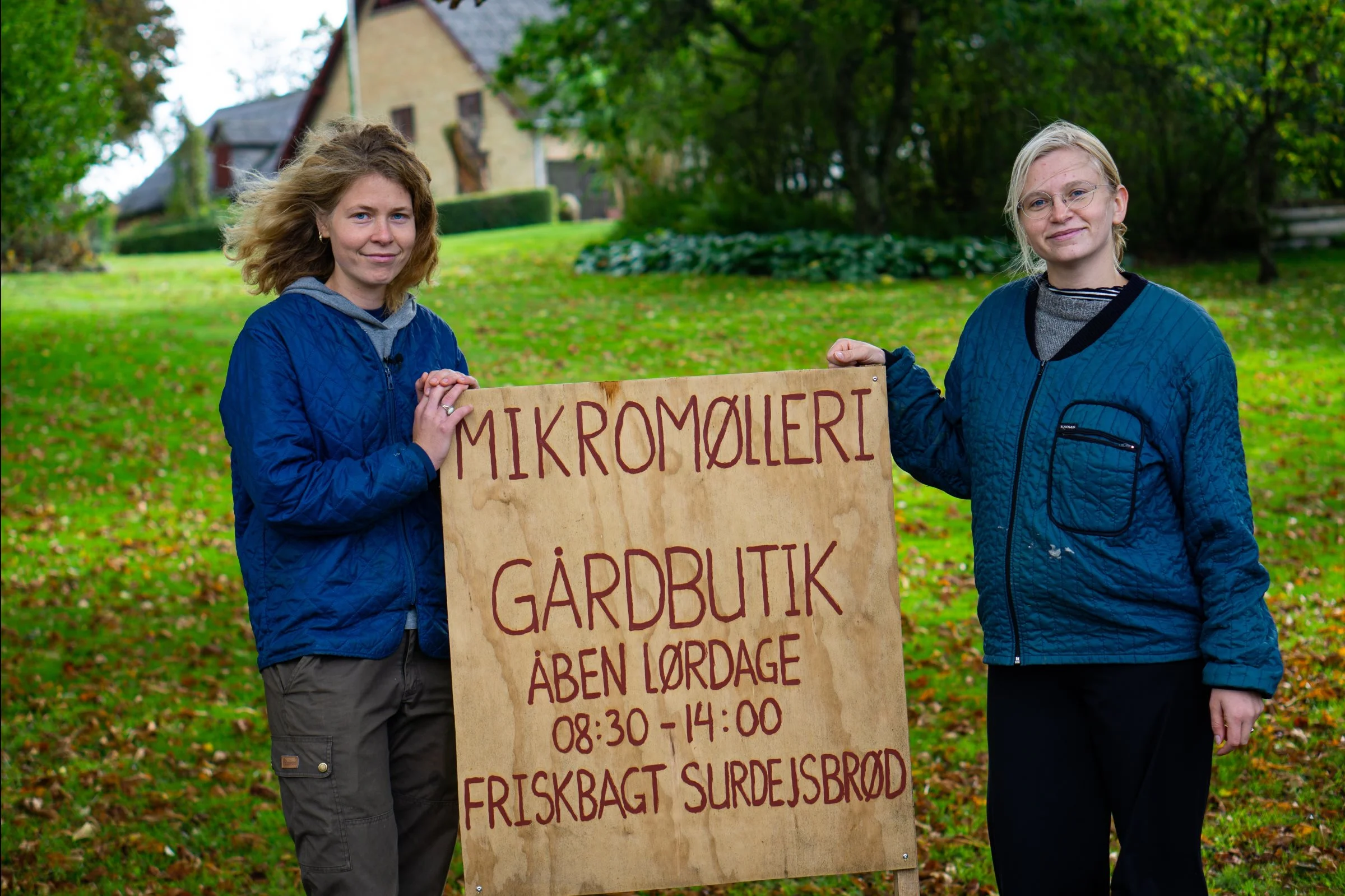 - Det er et idealistisk projekt, men vi er også realistiske om, hvad vi har brug for hver især for at få tingene til at løbe rundt bæredygtigt, siger Emilie Hansted Berning.