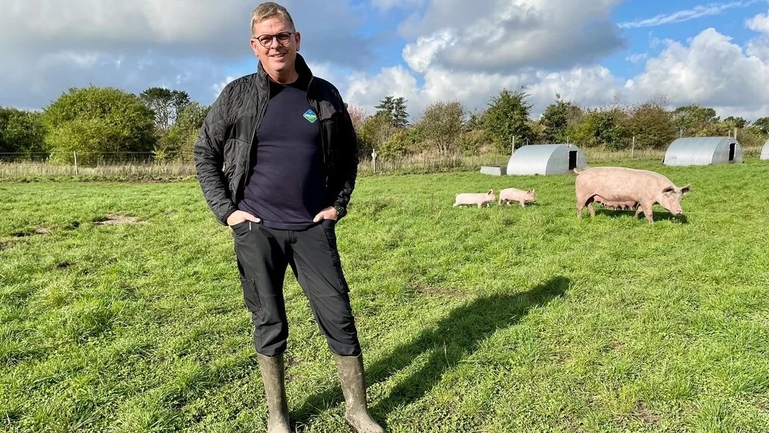 For Torben Langer var det ikke nogen svær beslutning, da muligheden for at lave grisene økologisk opstod. Foto: Friland
