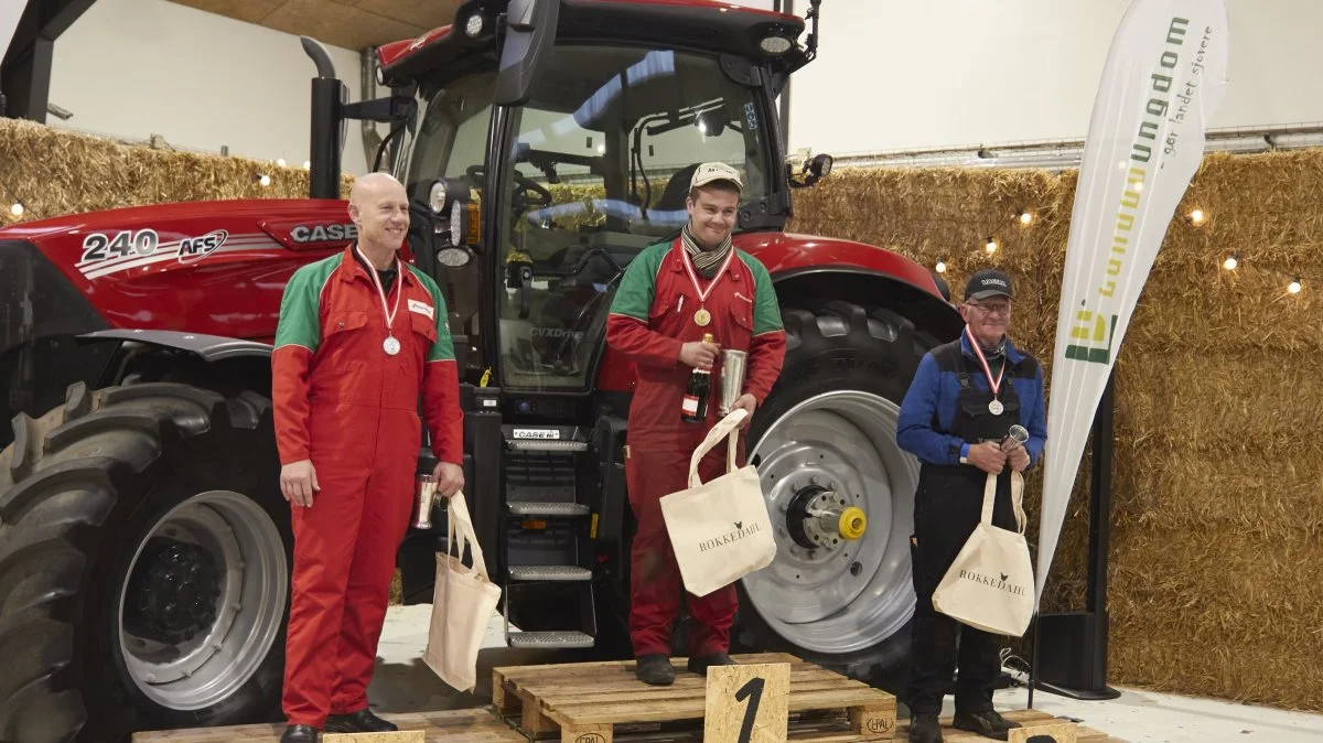 Standardplov – senior
1. Martin Lindberg Velling, Hobro (118,50 point) (samlet danmarksmester), 2. Flemming Thorsager, Give (108,75 point), 3. Palle Lind Christensen, Hjørring (105,50 point). 

