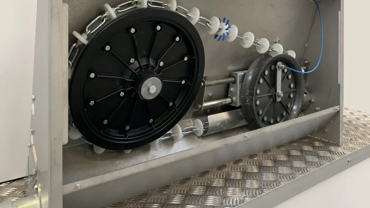 Et vigtigt element i Daltecs transportsystemer er Daltec friktionstræk, der er kraftfulde, men samtidigt skånsomme drivsystemer til både wire- og kædesystemer.