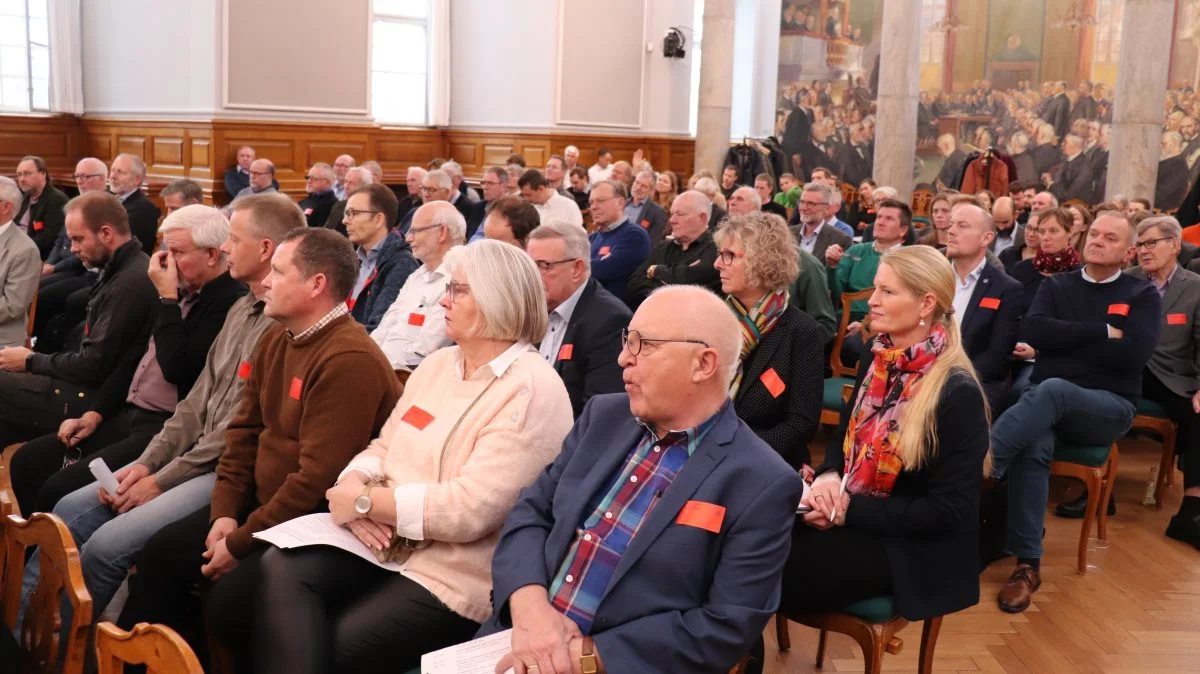 Torsdag eftermiddag blev der afholdt en drikkevandskonference i Fællessalen på Christiansborg arrangeret af blandt andet Dansk Planteværn, Danske Vandværker og Økologisk Landsforening. Fotos: Jørgen P. Jensen