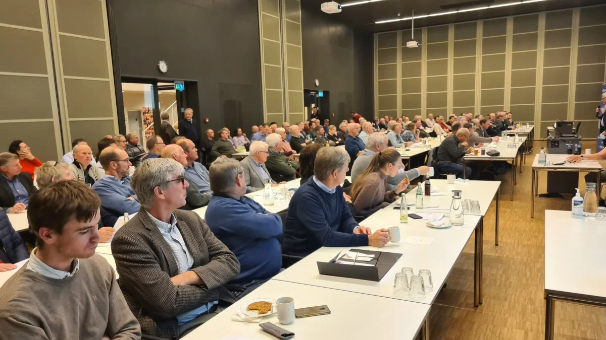 Godt 100 var mødt op, da Bæredygtig Grundvandsbeskyttelse holdt informationsmøde i Sorø torsdag. Fotos: Henning K. Andersen