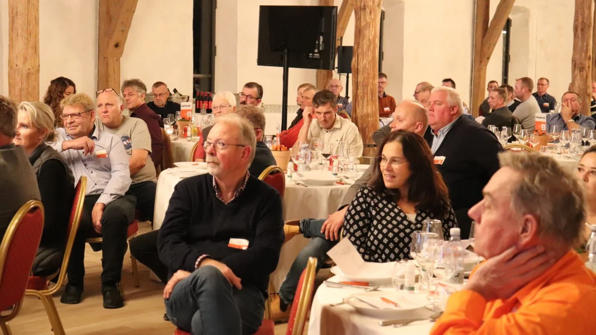 Omkring 140 sukkerroedyrkere var på plads, da KWS havde Orange Aften på Engestofte Gods ved Maribo på Lolland. Foto: Jørgen P. Jensen