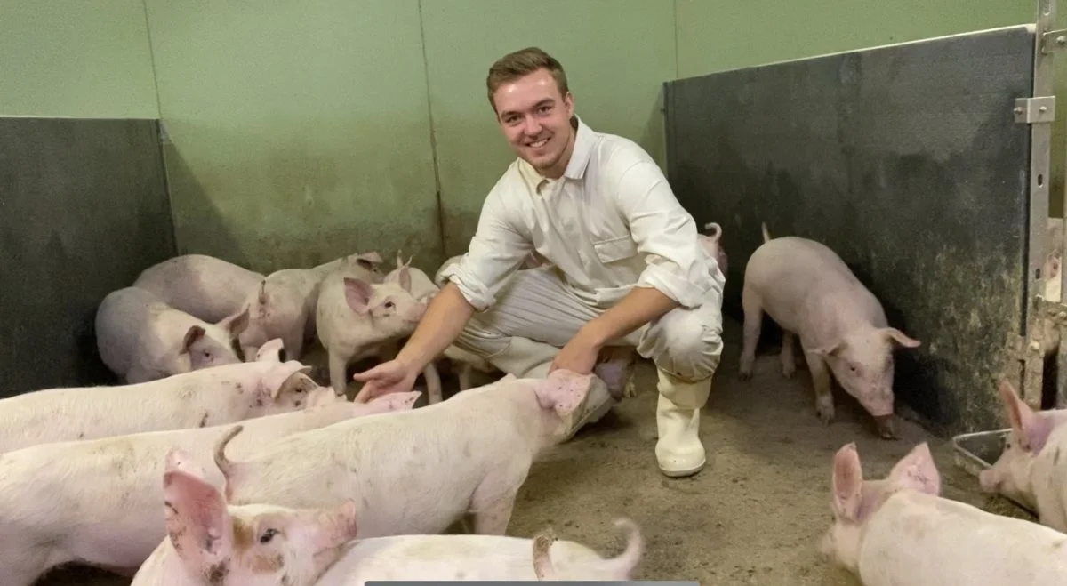 På Landbrugsskolen Sjælland har Villiam Laursen analyseret alle muligheder for at komme ind i erhvervet, og på den baggrund er valget faldet på leje af en stald.