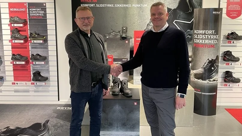 Martin Dahl er ny CEO i Sika Footwear. Ole Engelbredt fortsætter sit virke i produkt- og udviklingsafdelingen samt i bestyrelsen. 