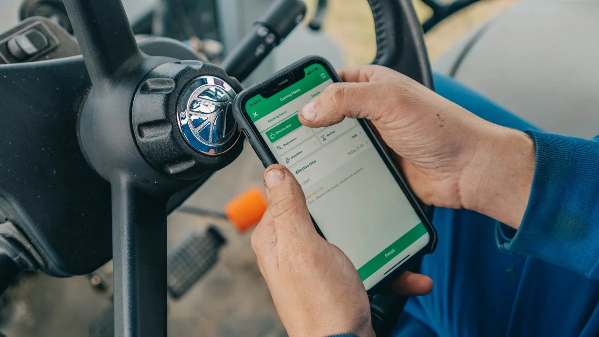 Appen FarmBackup Task har til formål at lette registrering af tid, inventar og arbejdssedler generelt, så medarbejderne på en maskinstation eller landbrug skal bruge mindre tid på administration ved at samle alt i én app. Foto: FarmBackup