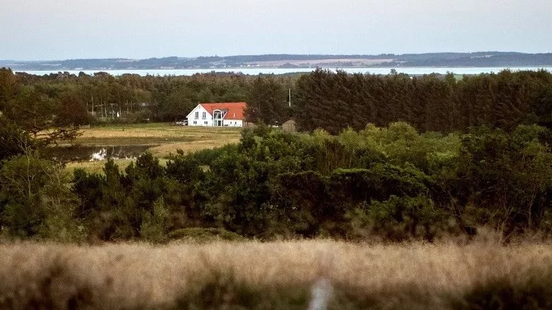 Det er tanken om at skabe nytte og ny værdi af de levende dyr og de fredede arealer, som danner grobund for ægteparret Anne Nøhr Ringgren og Kai Ringgrens måde at drive landbrug og gårdbutik på Treshøje.