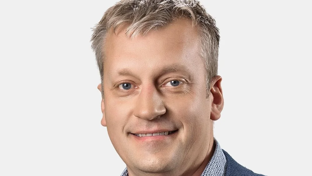 - Man vil stadig kunne finde sin vante rådgiver i det hus, man er tilknyttet, og det er stadig ham eller hende, man får rådgivning af, lyder det fra Morten Agger, næstformand hos Fjordland.