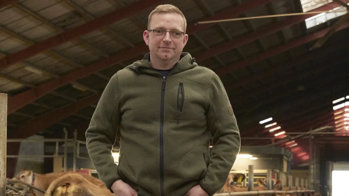 Christian Vigh overtog 1. marts 2019 en stærkt nødlidende mælkeproduktionsejendom i Himmerland. Fotos: Tenna Bang