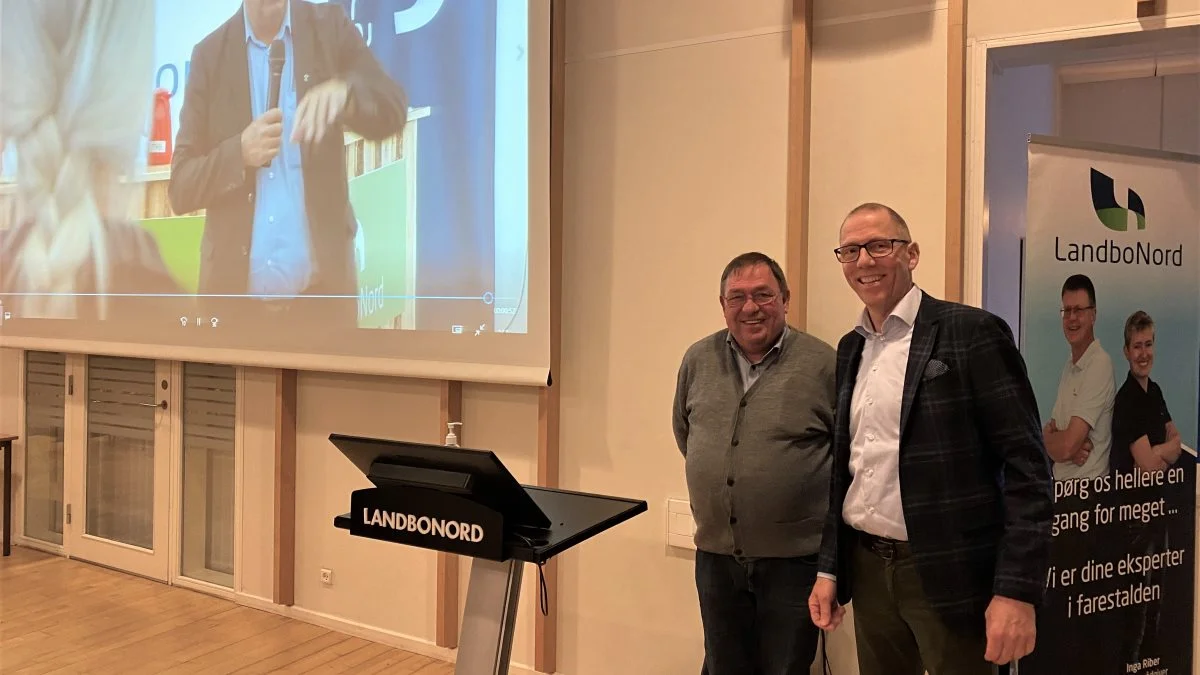 Her ses de to arkitekter bag Hjørring Dyrskues nye venneforening, Lars Mellemkjær (th.), bestyrelsesformand for Hjørring Dyrskue og 1. næstformand for LandboNords hovedbestyrelse sammen med Jørgen Larsen, næstformand for Hjørring Dyrskue. Foto: Per Jørgensen