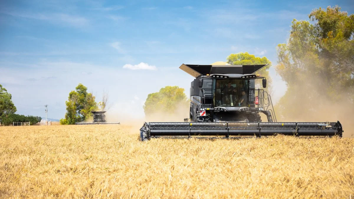 Efter introduktionen af den helt nye IDEAL mejetærsker fra Agco på Agritechnica er Agco Danmark nu klar til at vise IDEAL mejetærskeren frem på dansk grund.