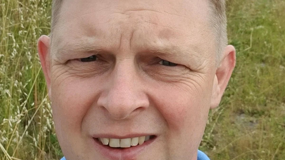 - Vi ved jo alle, at ledelserne rundt om på mange store svinefarme er presset af udfordrende ting som afsætning, effektivitet og ikke mindst afrikansk svinepest. Her kan jeg gå ind og målrette arbejdsgangene, påpeger Martin Thorsen.