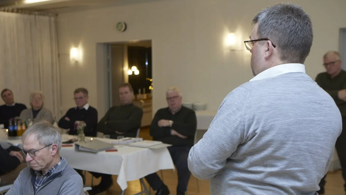 - Kommunerne lytter til vandløbslaugene og roser den gode dialog, fremhævede Torben Povlsen ved mødet. Foto: Erik Hansen