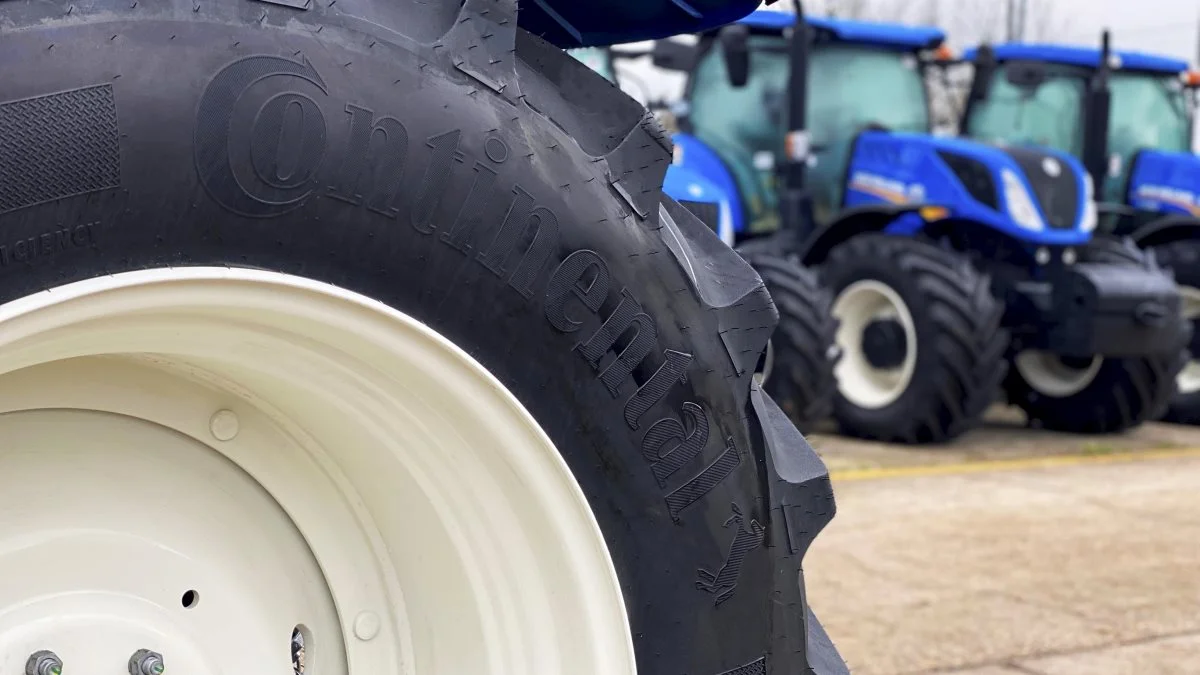 New Holland-traktorerne i T5-, T6- og T7-serierne tilbydes nu med TractorMaster- og VF-TractorMaster-dæk. Pressefoto