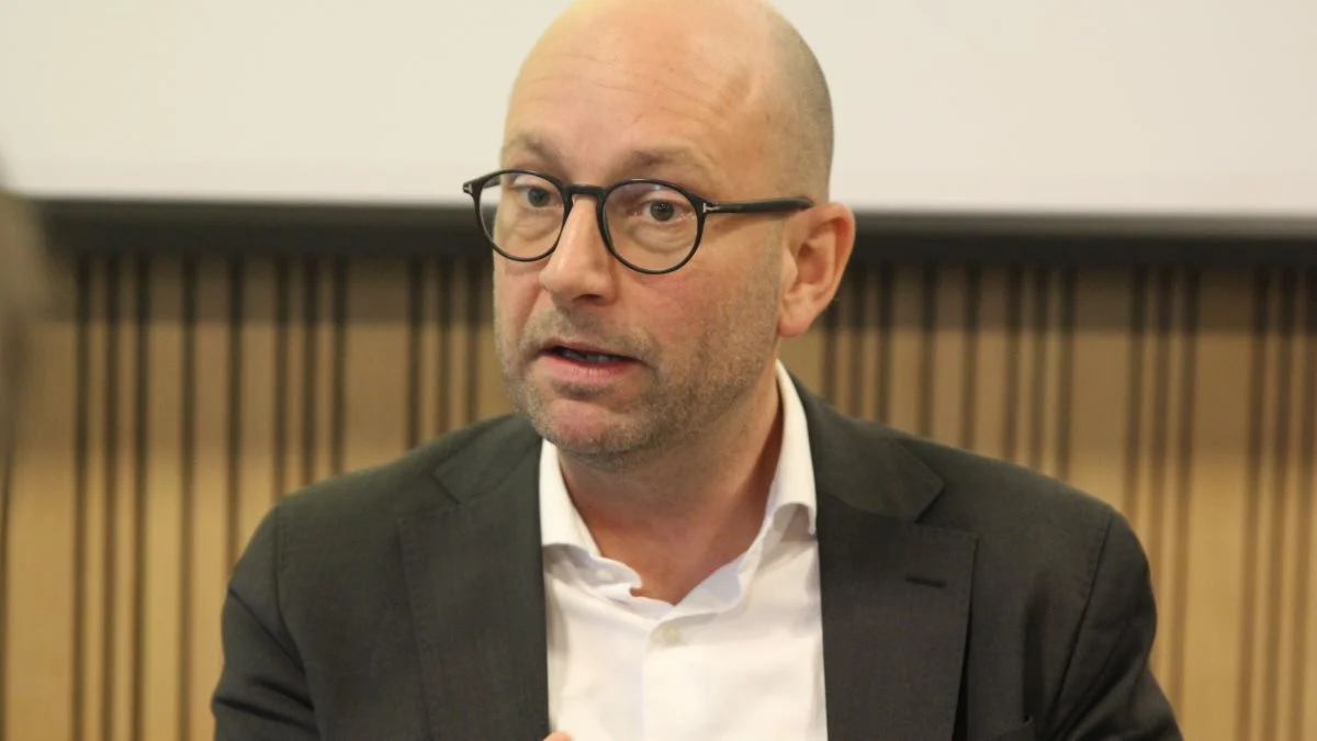 - Vi lykkes ikke med den grønne omstilling uden at have landbruget med ombord, lyder det fra Rasmus Prehn (S).
