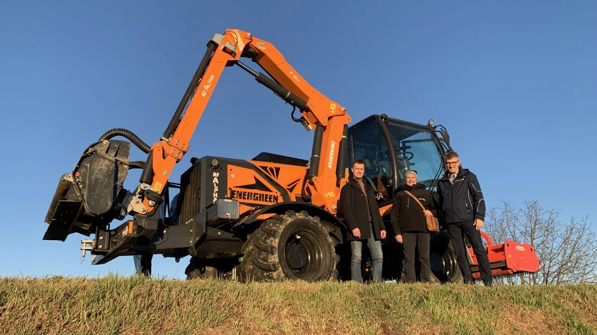 På billedet ses fra venstre: Niels Andresen (Teknisk Support Special Maskiner), Ermanno Massa (Energreen) og Lennart Ahlefeldt -Laurvig (Ejer, Special Maskiner).