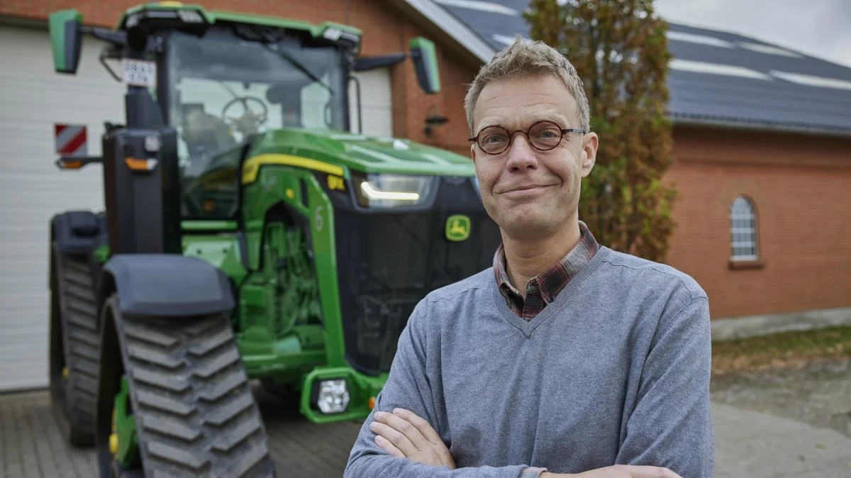 - Verden ændrer sig, det samme gør vores branche, og vi skal følge med. Det handler i bund og grund om, at vi ruster os til fremtiden. Med en klar ambition om at være landbrugets foretrukne samarbejdspartner skal vi både være tætte på vores kunder og strømlinede i organisationen, siger adm. direktør Lars Beck, Semler Agro A/S.