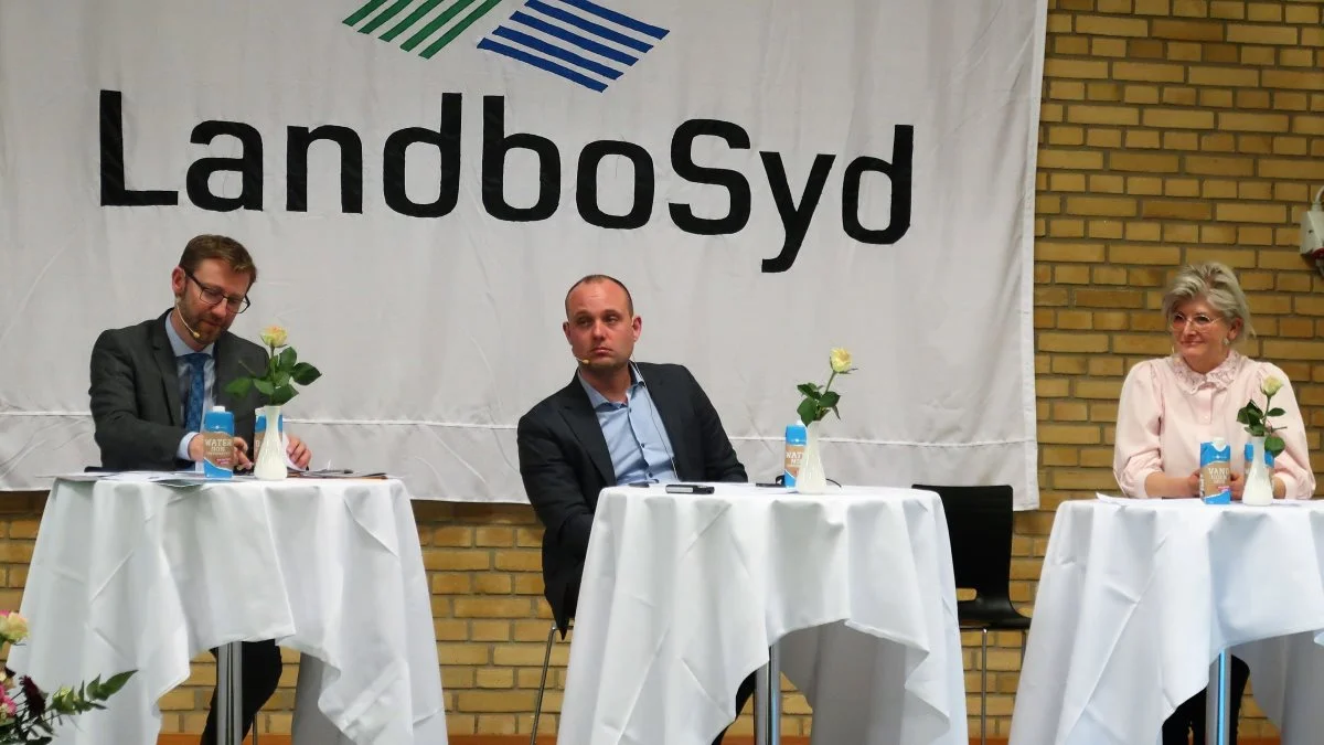 LandboSyds ledelse. Fra venstre adm. direktør Sune Aagot Sckerl, formand Henrik Jessen og næstformand Ingrid van den Hengel.