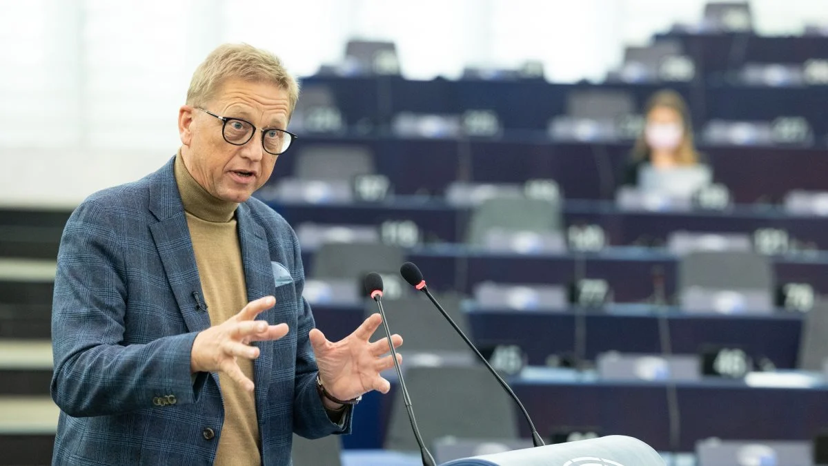 Asger Christensen vil producere så meget af EU's jord som muligt for at være på den sikre side. 