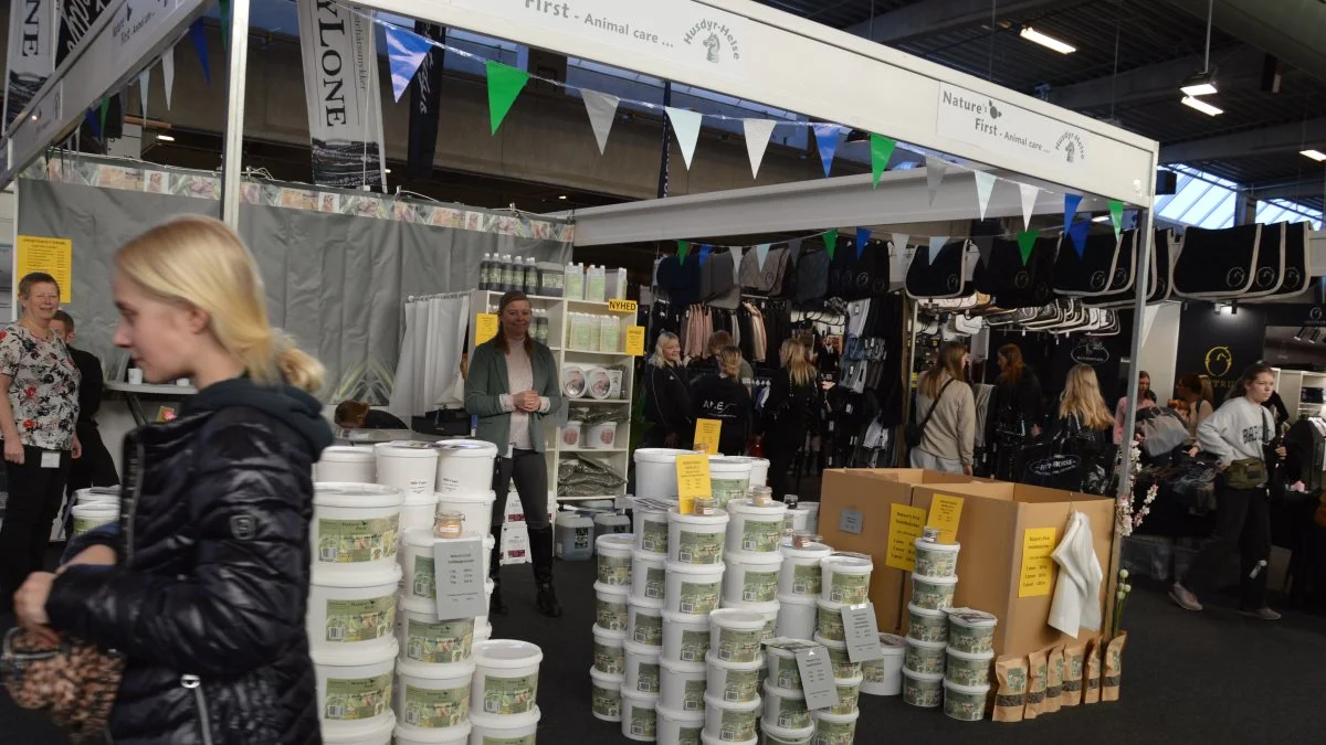 Nature’s First i Ullerslev var repræsenteret med et udvalg af deres naturlige produkter ved årets Hest & Rytter i Herning. Fotos: Henriette Lemvig