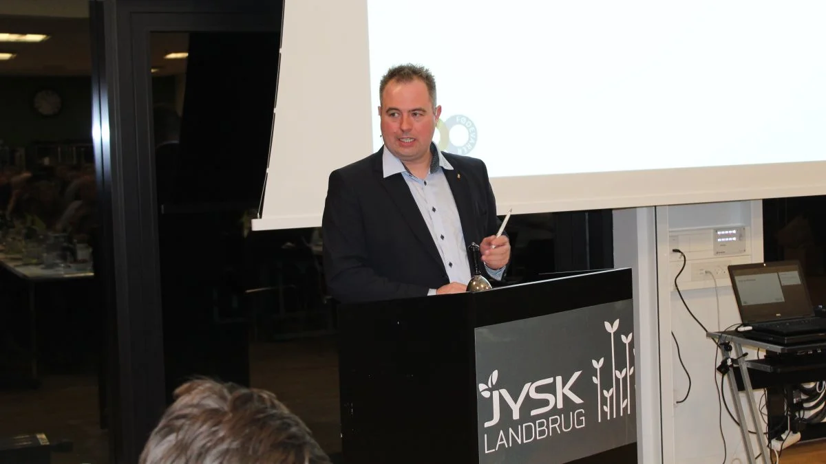Formand i Jysk Landbrug, H.C. Gemælke, kom ind på både landbrugsaftalen og ikke mindst krav og forventninger til landbrugets CO2-udledning, i forbindelse med generalforsamlingen. Foto: John Ankersen