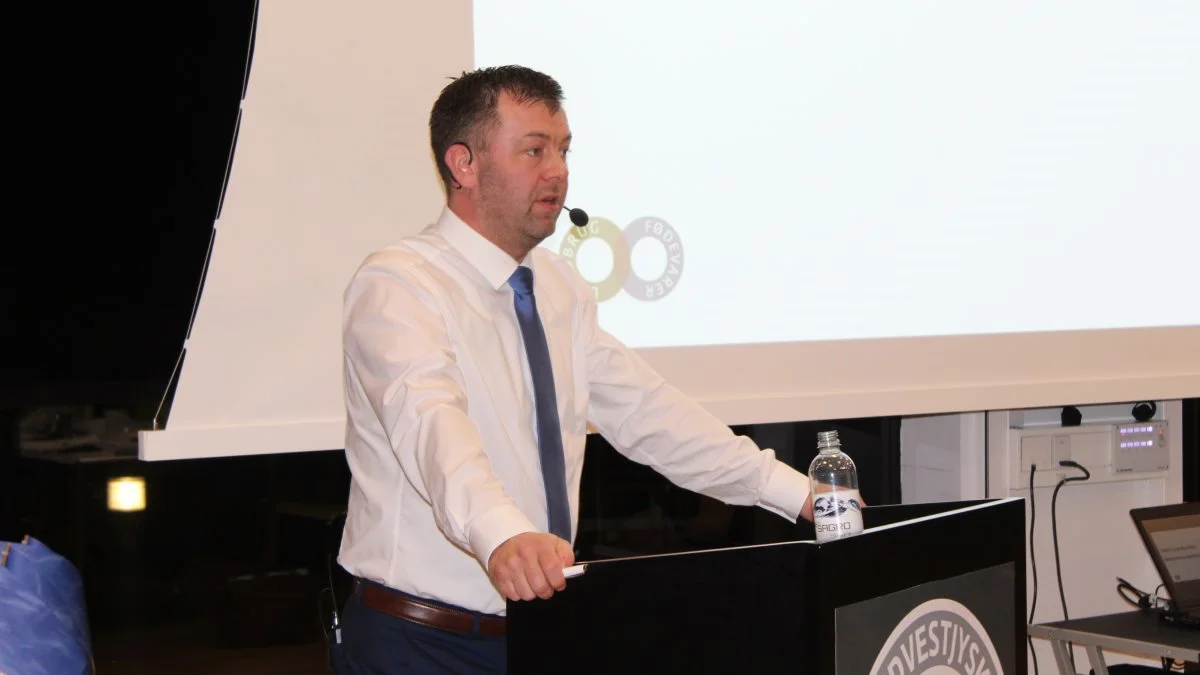 Formand i Sydvestjysk Landboforening, Niels Laursen, talte om den grønne omstilling i landbruget i forbindelse med generalforsamlingen i Esbjerg. Foto: John Ankersen
