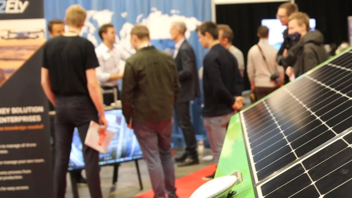 Farmdroid-robotten var udstillet til sidste uges robotmesse i Odense Congress Center.