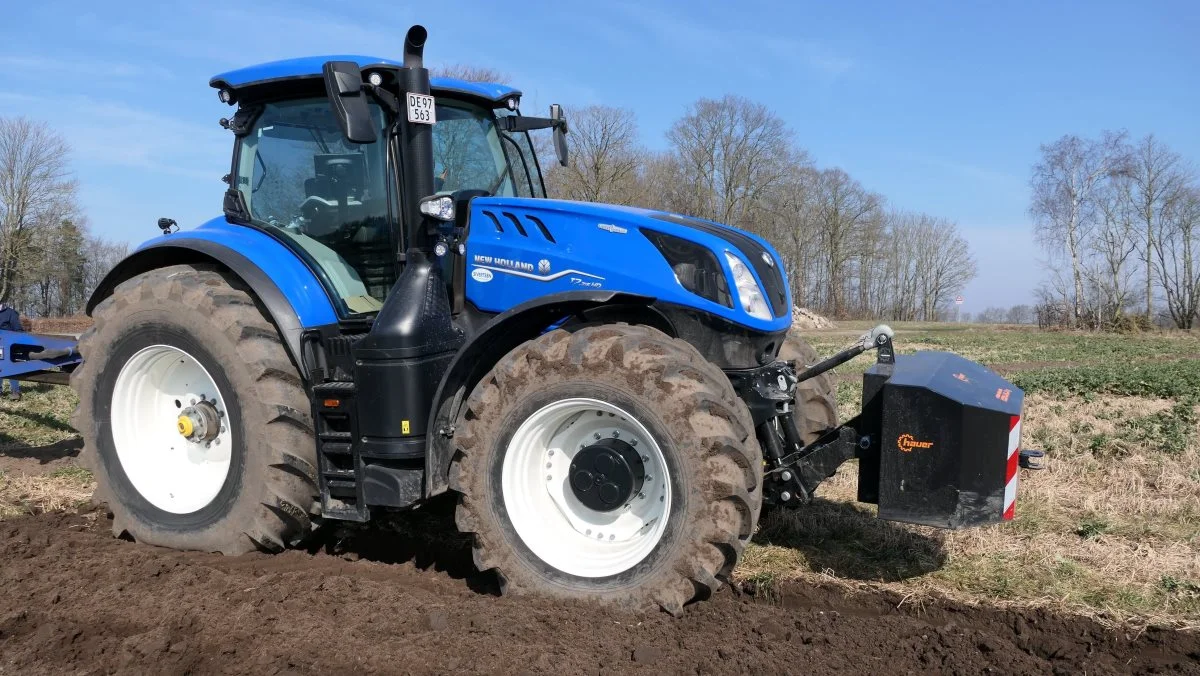 New Holland T7 Heavy Duty - en intelligent sejtrækker. Foto Bøje Østerlund
