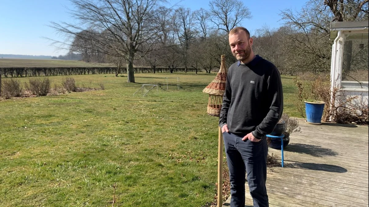 Frederik Tolstrup fremhæver, at det er vigtigt med forskellighed, og han vil arbejde for, at Bornholms Landbrug & Fødevarer skal rumme alle og på den måde »spille på så mange strenge som muligt«, som han udtrykker det. Foto: Jesper Hallgren