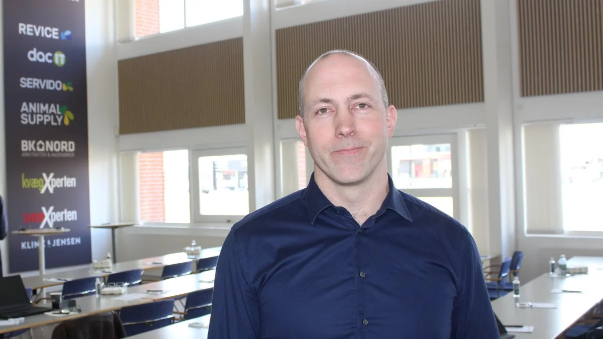 Brian Fruergaard-Roed, der har en økologisk malkekvægsbedrift med 400 køer ved Nørager, var en af deltagerne på klimadagen, og han føler sig nu godt klædt på i forhold til værktøjet. Fotos: Agri Nord