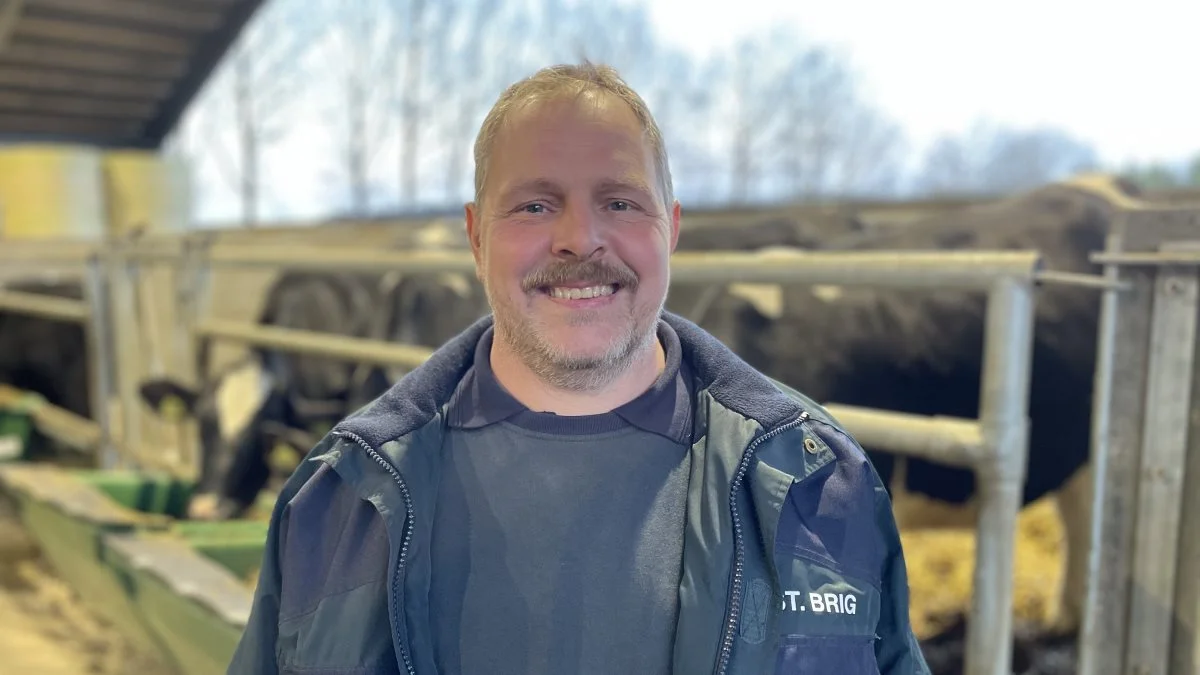 -Vi har en forpligtigelse som landmænd til at hjælpe de unge i landbruget godt på vej, og give dem de bedste muligheder for at uddanne sig, lyder det fra Claus Brig Madsen. PR-Foto