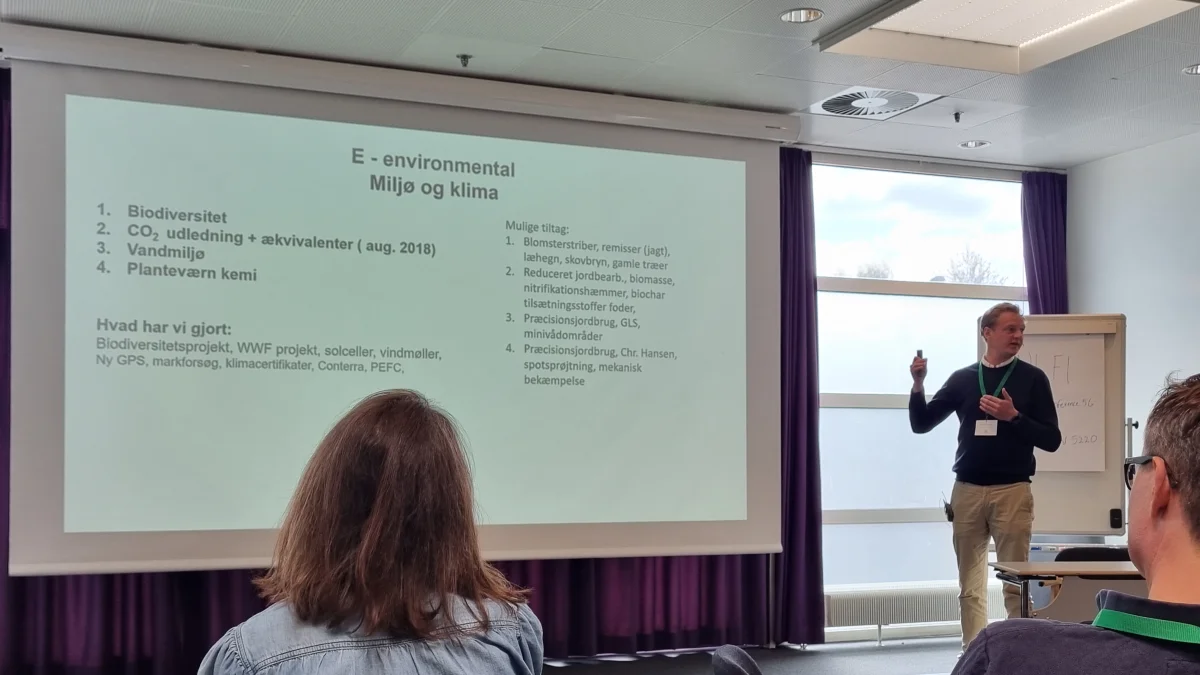 Nicolai Oxholm Tillisch fortalte om de erfaringer, de har opnået med ESG på landbruget Rosenfeldt.