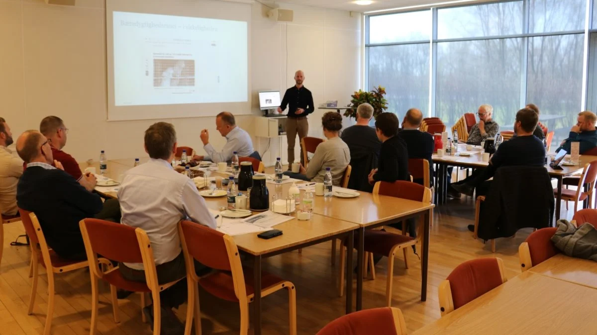En gruppe landmænd blev klogere på, hvad de kan arbejde videre med, i forhold til ESG, da LandboNord afholdte workshop. 