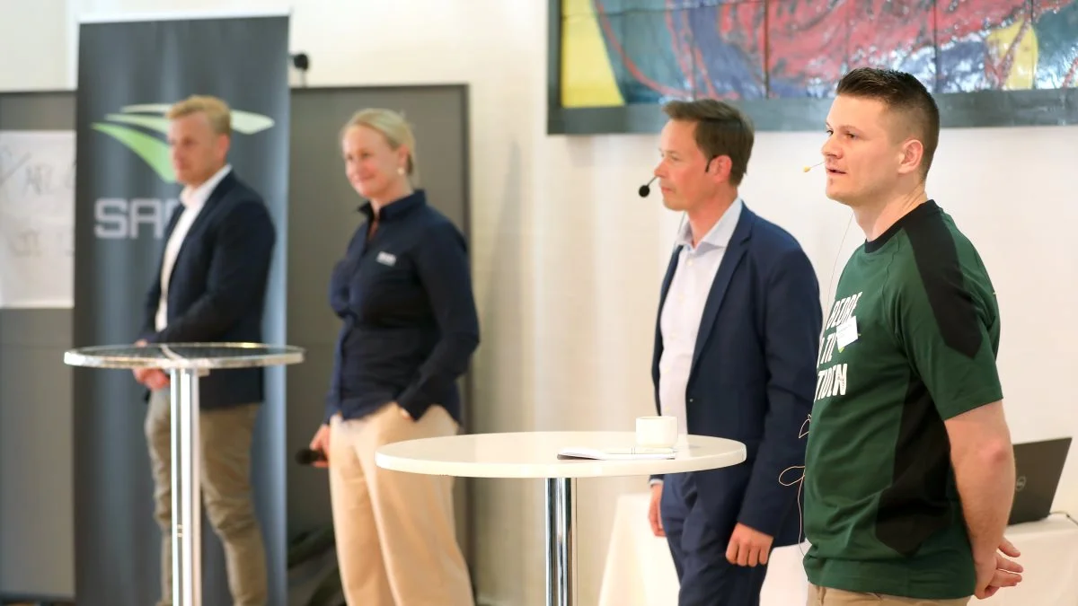 Fra venstre Anders Nørgård, forretningschef Margit Skovbjerg Berner fra Seges, Torben Lauridsen fra Nykredit og Klima- og bæredygtighedsrådgiver Rasmus Frost fra Sagro. Foto: Jakob Mikolajewicz, Sagro