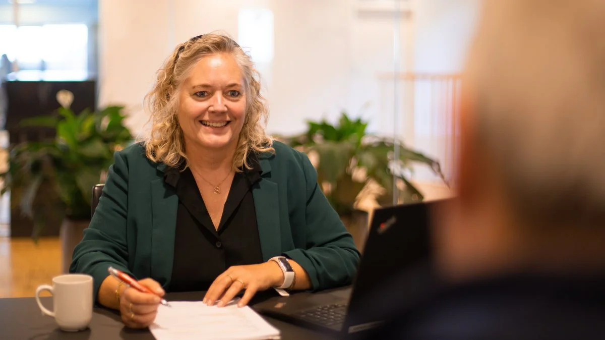 God ledelse er lige så vigtigt for bundlinjen som det er at kunne fodre dyrene og passe marken. Det er budskabet fra Winnie Rodam, virksomhedsrådgiver og ledelsesekspert, der har flere års erfaring fra forskellige direktørposter. Foto: Velas