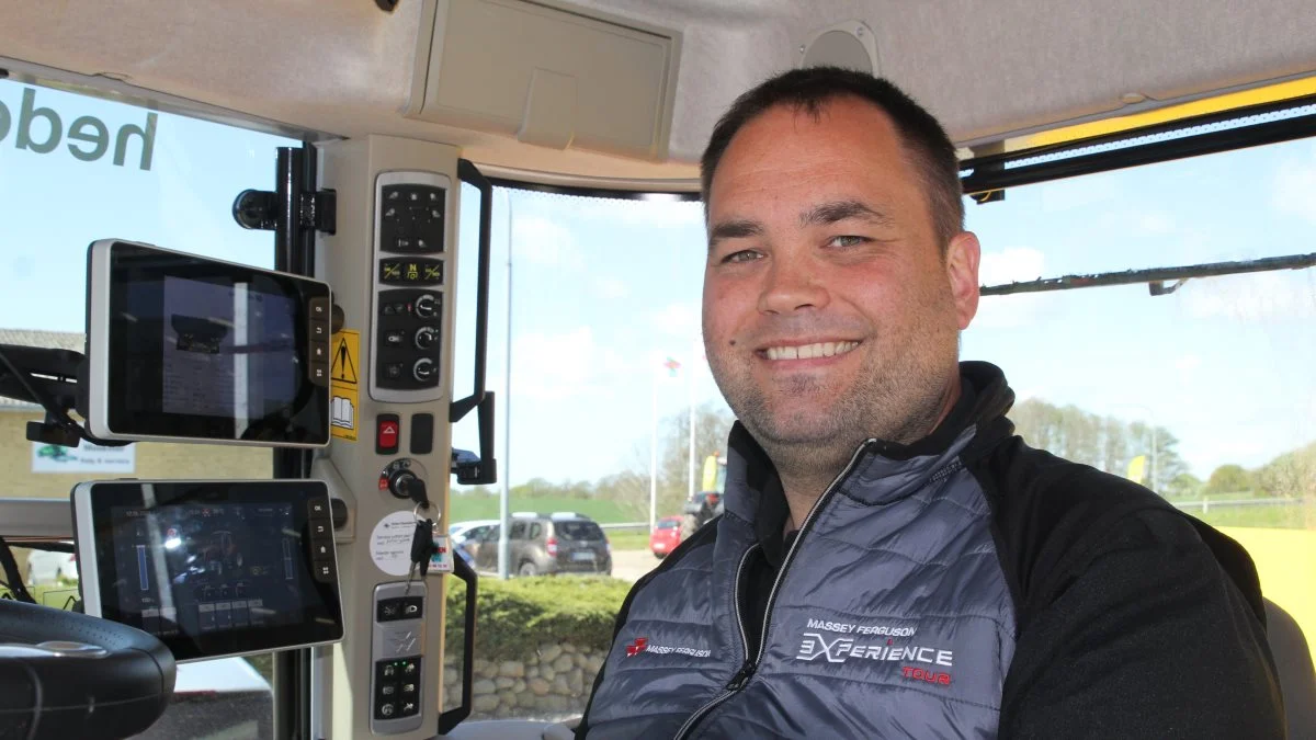 Bo Moisen, produktchef hos Agco Danmark, der er importør af Massey Ferguson traktorer var yderst veltilpas med at fremvise blandt andet den indtil videre eneste model 7S.190 på Fyn. 