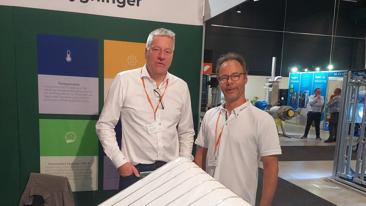 Birger Borngräber, (tv.), og Michael Bryrup, indkøbschef – begge hos Uniqcover, præsenterede tekstildug-overdækningen på NutriFair. Foto: John Ankersen