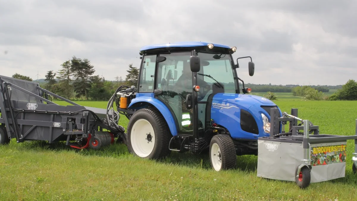 Glamsbjerg Maskincenter har udviklet en biodiversitetsklipper - »GMC Bio Cut« og »GMC Bio Pick Up« - der klipper græsset på de arealer, hvor der er sået blomsterblandinger til fordel for biodiversiteten uden, at blomsterstanden ødelægges. Fotos: Henriette Lemvig