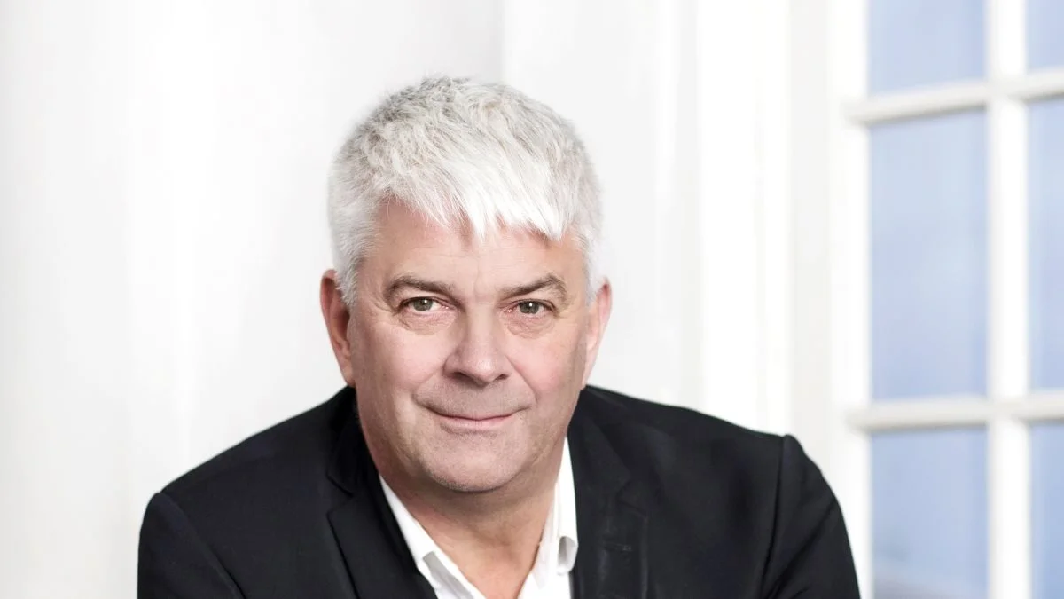 Aftaleteksten om at give bedre mulighed for bosætning og udvikling af landsbyer får positive ord med på vejen af Thor Gunnar Kofoed - men det må ikke ske på bekostning af landbrugserhvervet, mener han. Foto: Sif Meincke
