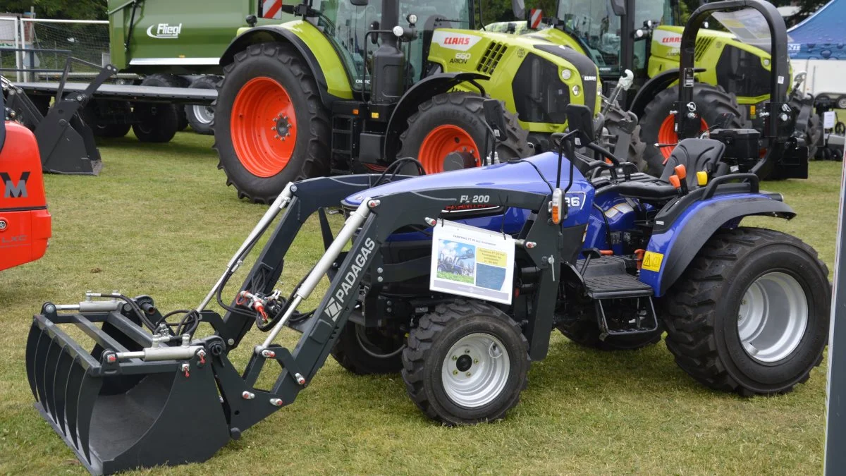 En nyhed på standen hos Ringe Maskinforretning var en Farmtrac FT26, der er velegnet til opgaver i den lidt mindre skala, som for eksempel en anlægsgartner eller et ridecenter kan have brug for.