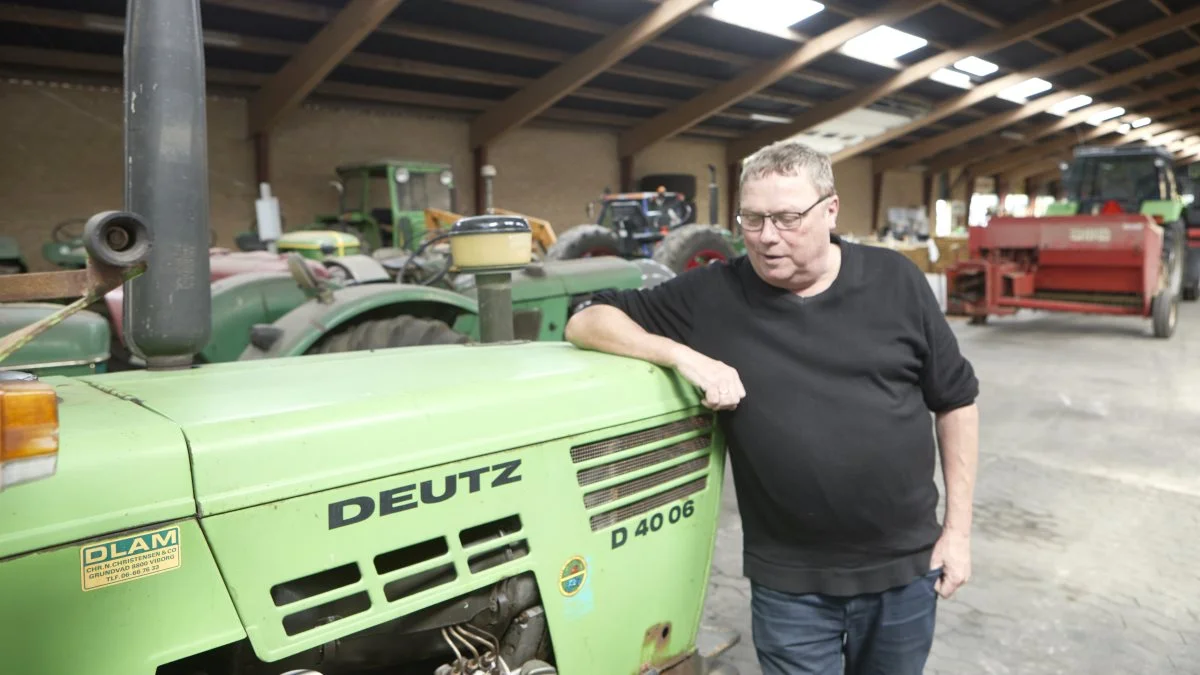 Lige siden Knud Christensen etablerede Grundvad Maskinhandel i 1961, har Deutz-traktorerne været omdrejningspunktet i den midtjyske virksomhed. Maskinhandler Flemming Christensen håber at kunne afvikle et forsinket 60-års jubilæum senere på året med præsentation af de seneste Deutz-Fahr modeller. Foto: Erik Hansen
