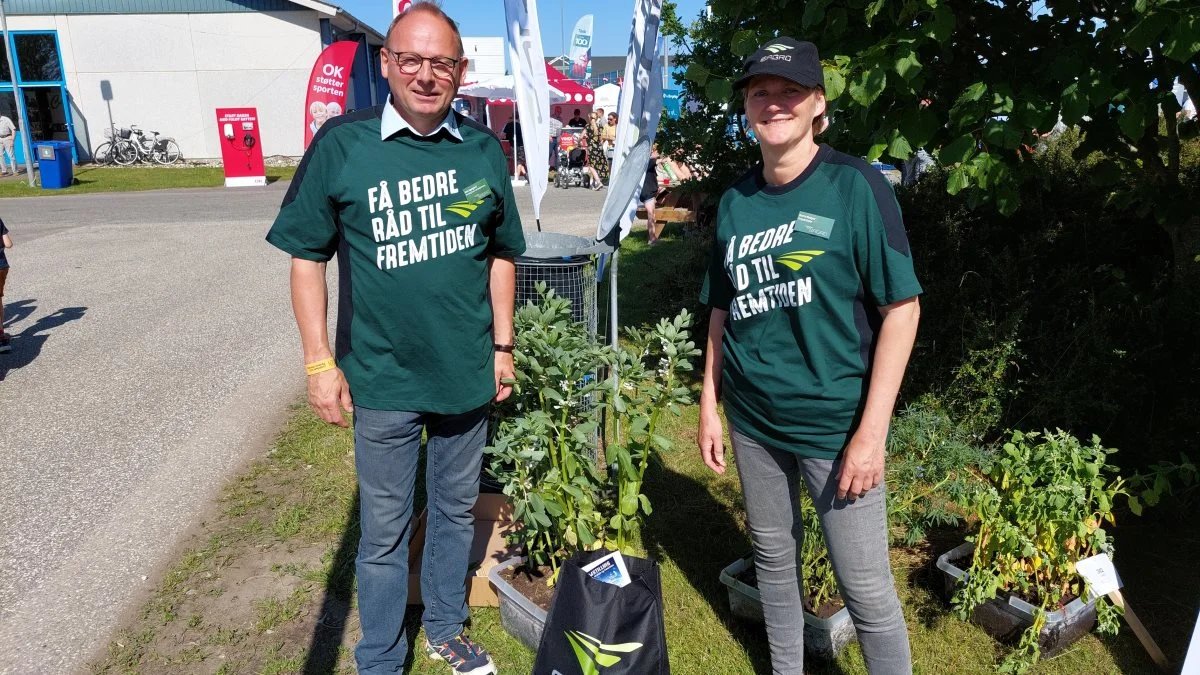 Sven Agergaard og Dorte Storper på Landsskuet, hvor de slog et slag for konsumafgrøder som eksempelvis hestebønner. Foto: John Ankersen